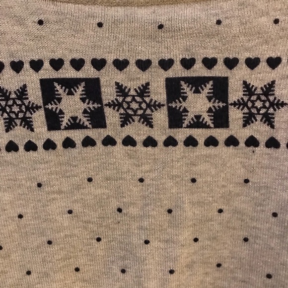 Sweet Winter Sweater - Picture 2 of 5
